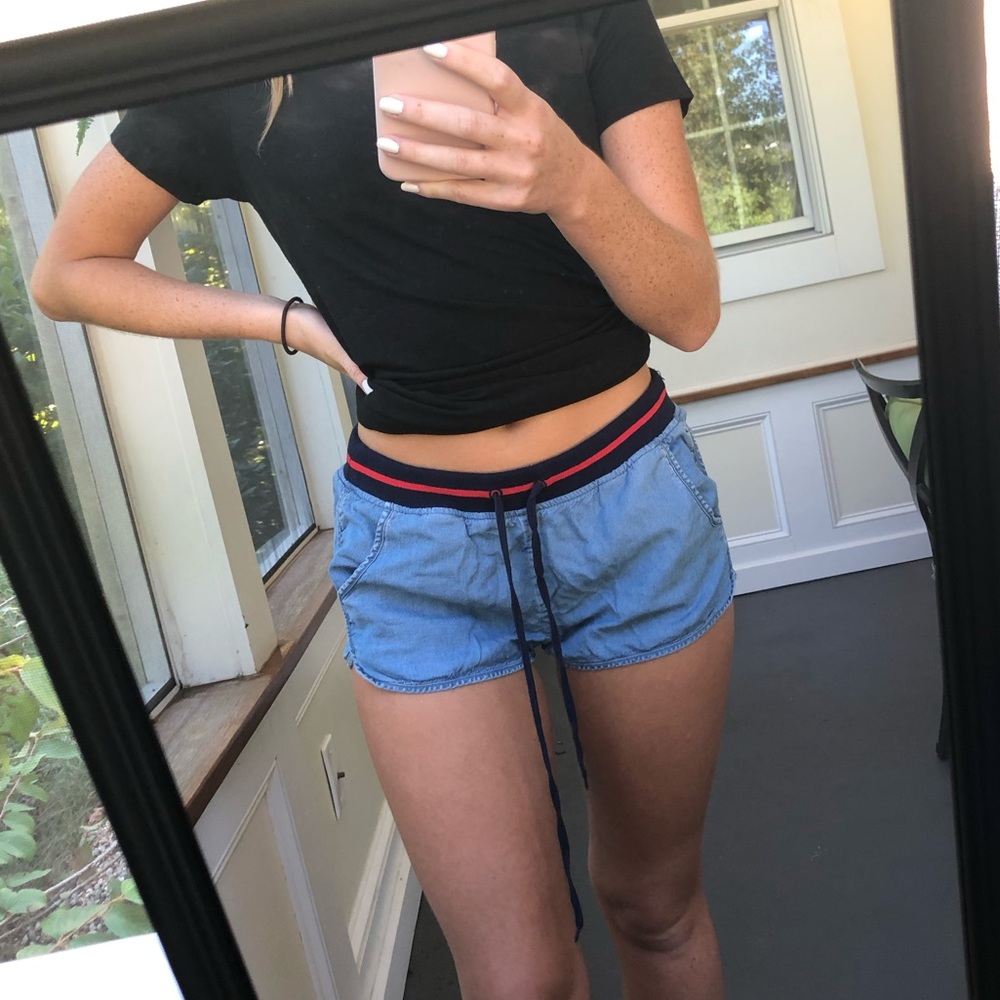 Super Comfy American Eagle shorts